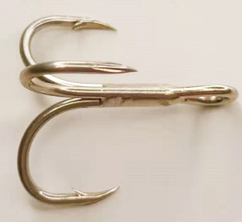 L20701-ST41 2X Strong treble hook with pressing blade point2